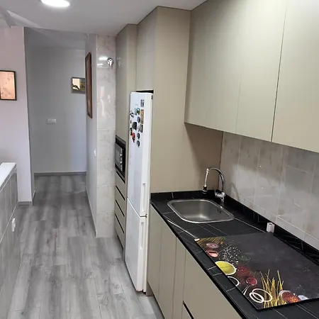 Apestrella *
